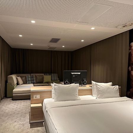 Hotel Nar Trebin Dış mekan fotoğraf