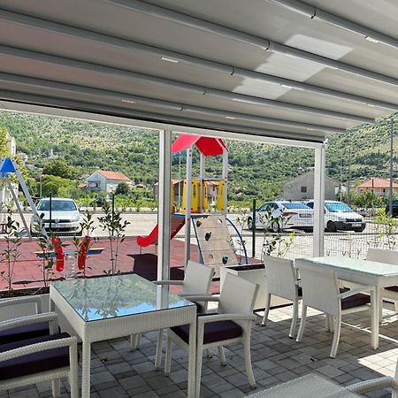 Hotel Nar Trebin Dış mekan fotoğraf