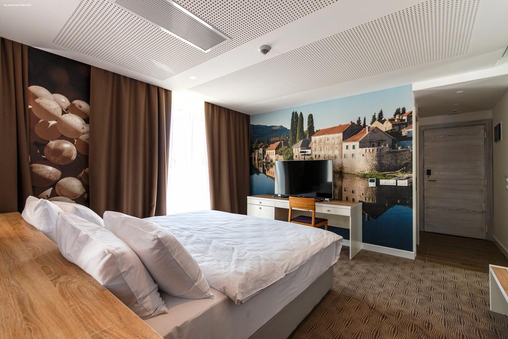 Hotel Nar Trebin Oda fotoğraf